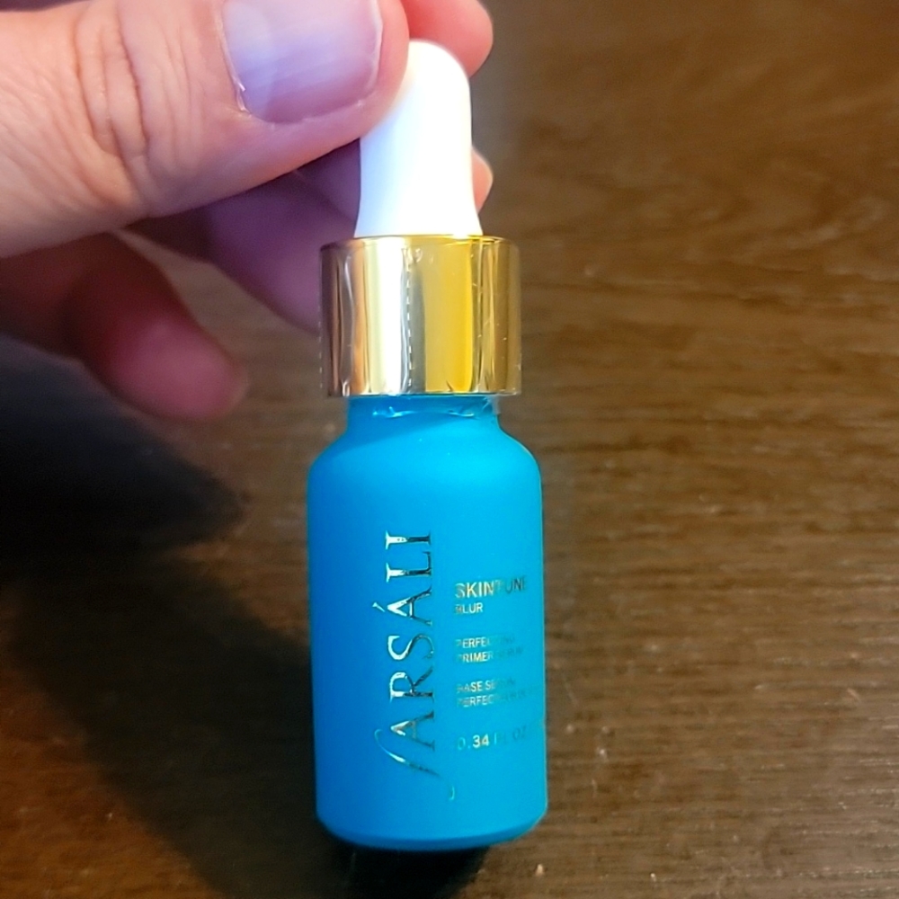 NWT Farsali Skintune Blur Perfecting Primer Serum .34 FL oz